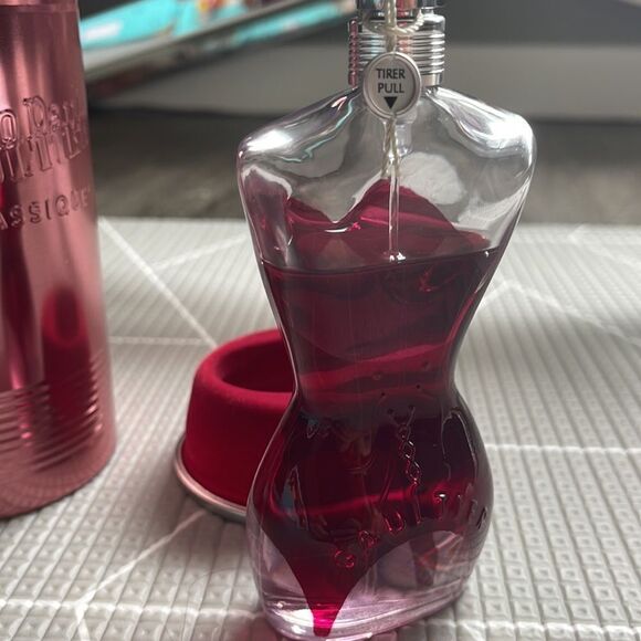 Jean Paul Gaultier
Classique Eau de Parfum Spray - Picture 3 of 3